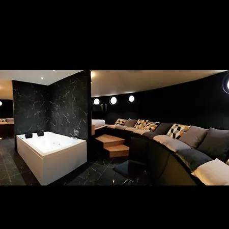 Borabora Liefdeshotel *